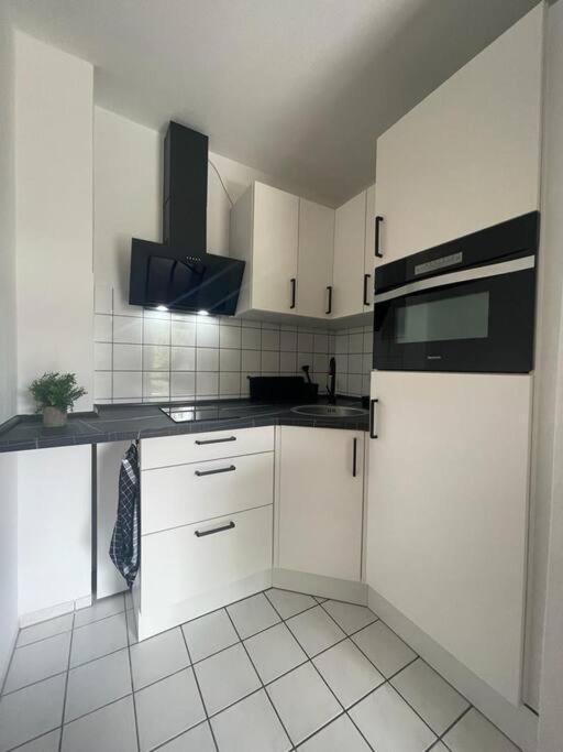 Modernes Apartment In Chemnitz Exterior foto